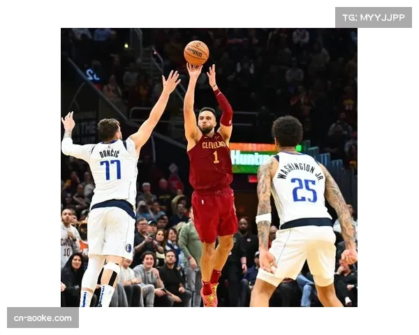 球馆翻新计划受阻，独行侠指责星队干预并提起诉讼